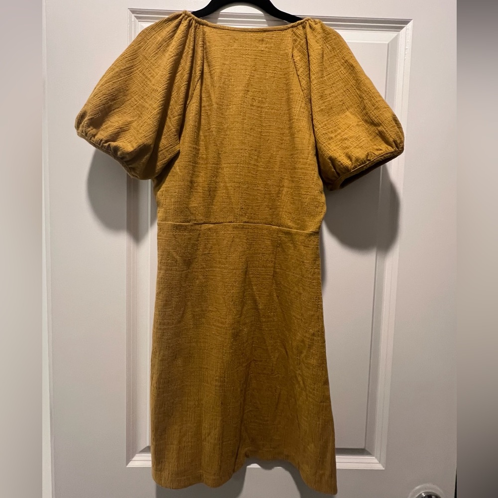 Texture & Thread Puff-Sleeve Dress - Picture 2 of 2